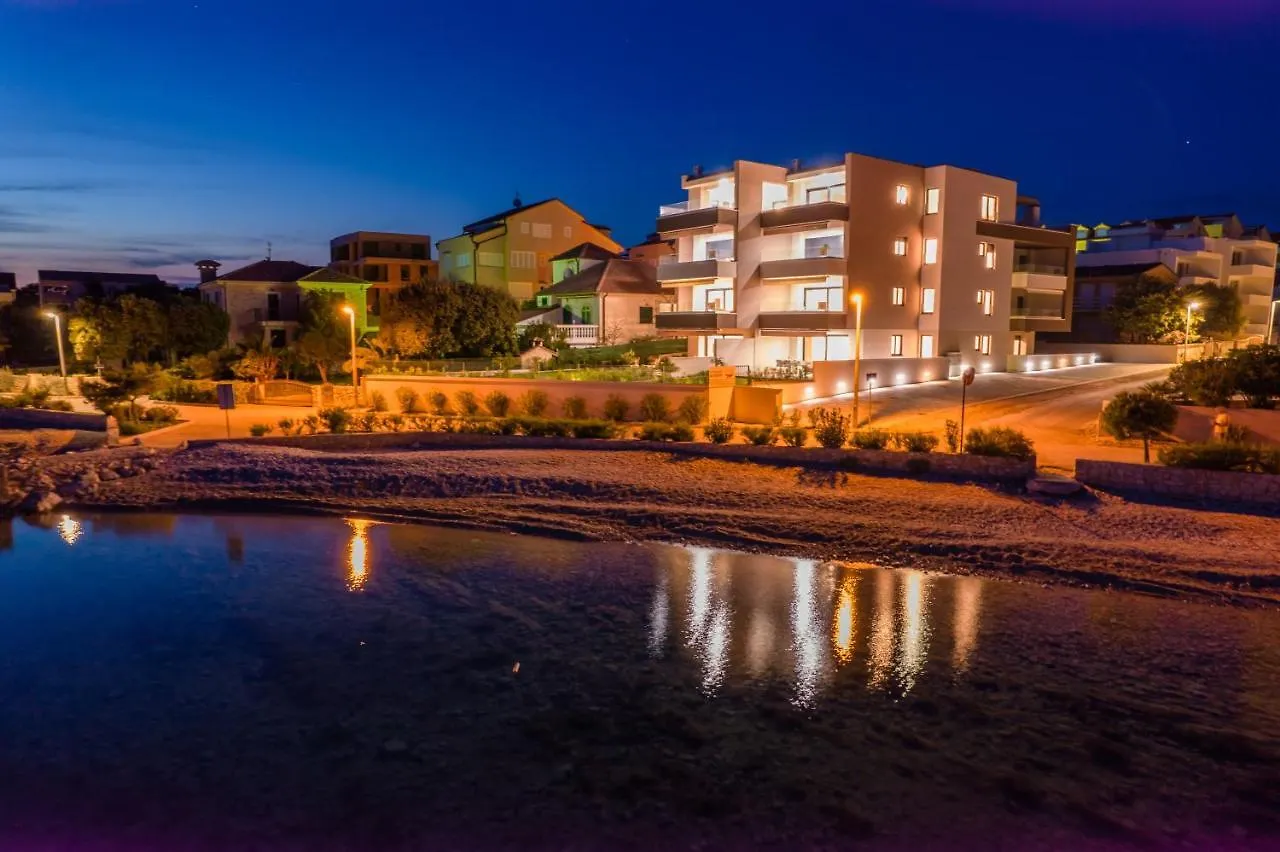 Apartments Mandre II