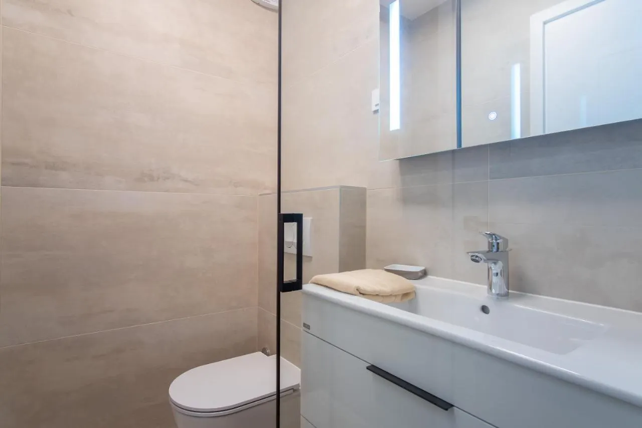 Apartments Mandre II 0*,  Croatia