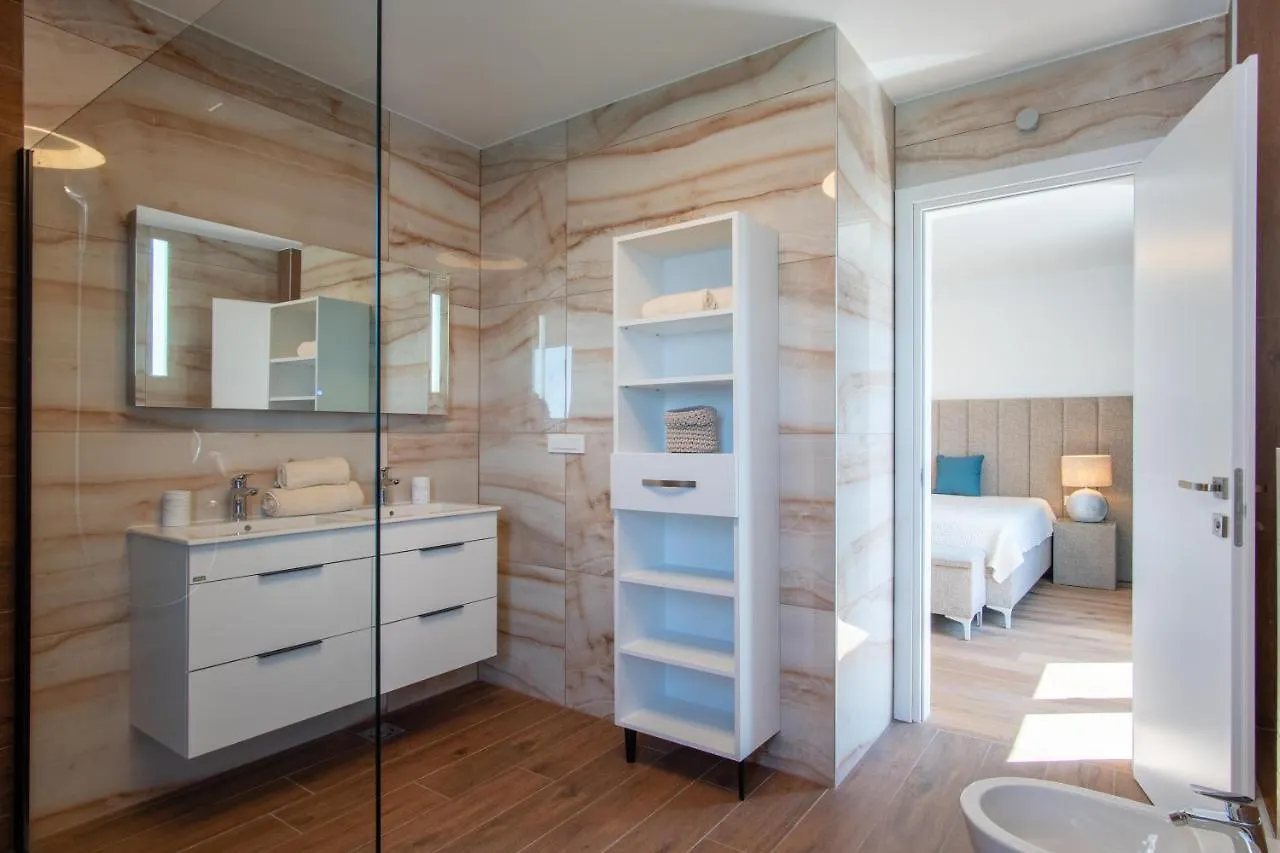 Apartments Mandre II