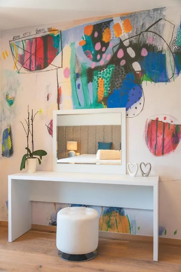 Apartments Mandre II