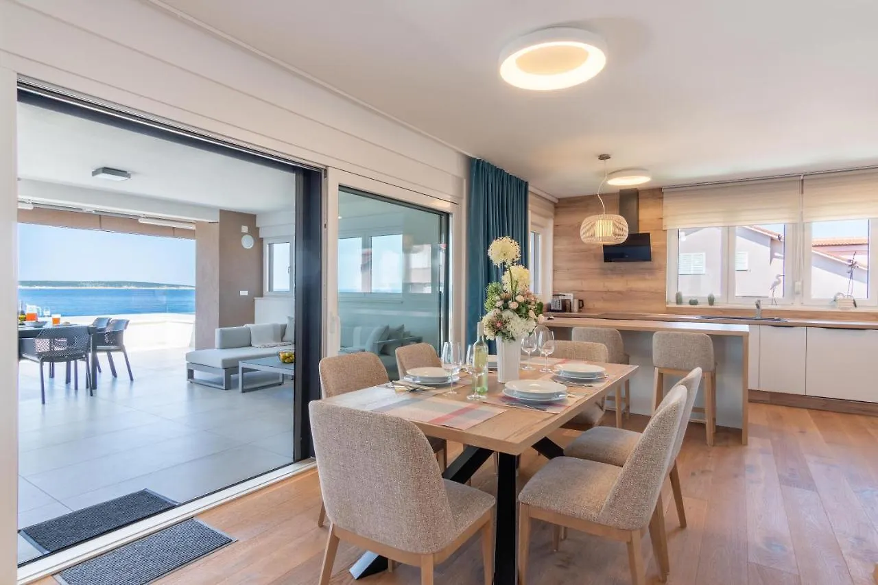 Apartments Mandre II 0*,  Croatia