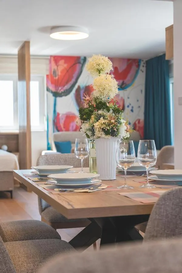 Apartments Mandre II 0*,  Croatia
