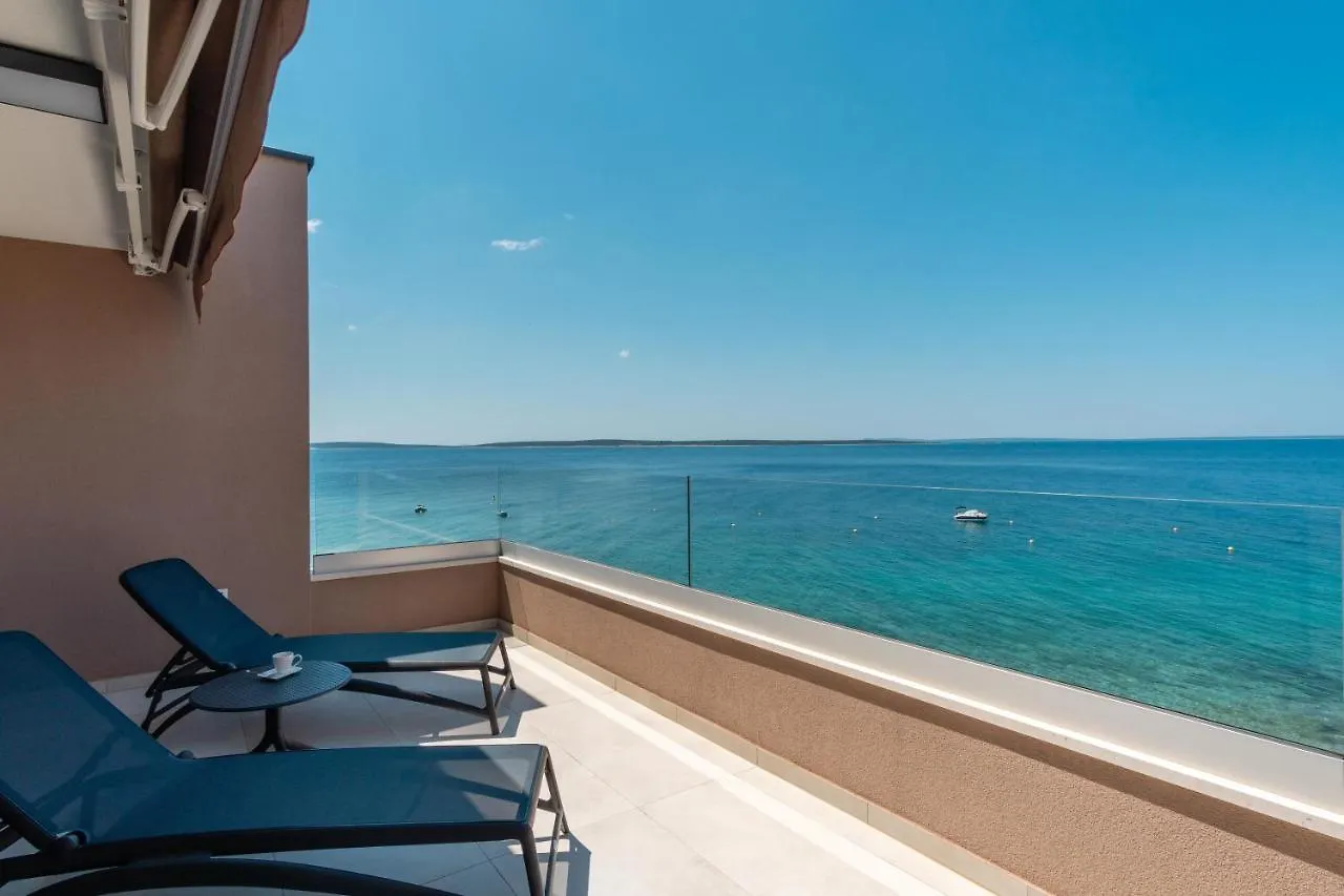 Apartments Mandre II